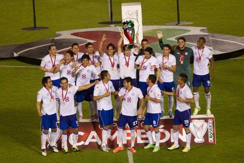 El Campeón levantando la Copa | DANIEL GÁMEZ