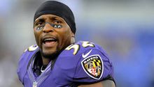 Tony González y Ray Lewis buscan poner fin a su carrera con honores