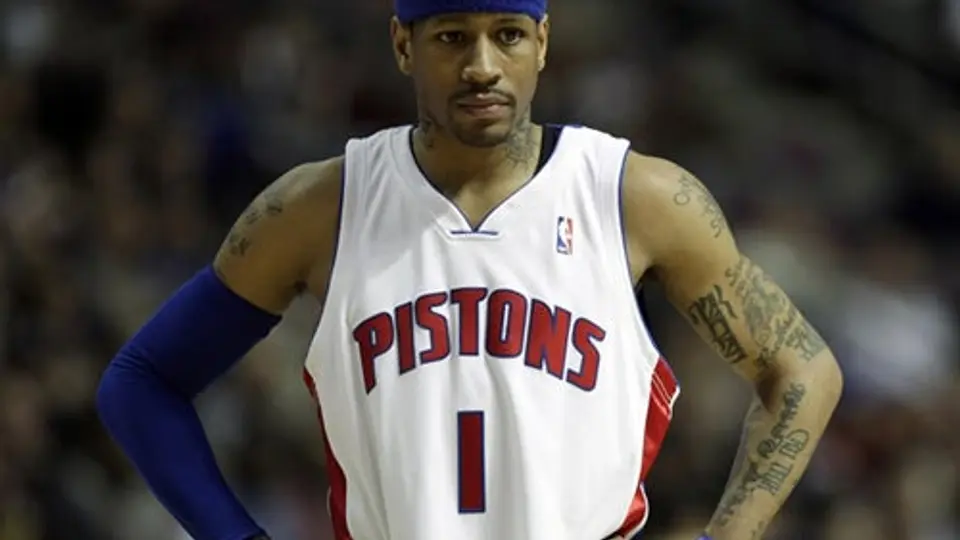Allen Iverson podría reaparecer en partido de exhibición