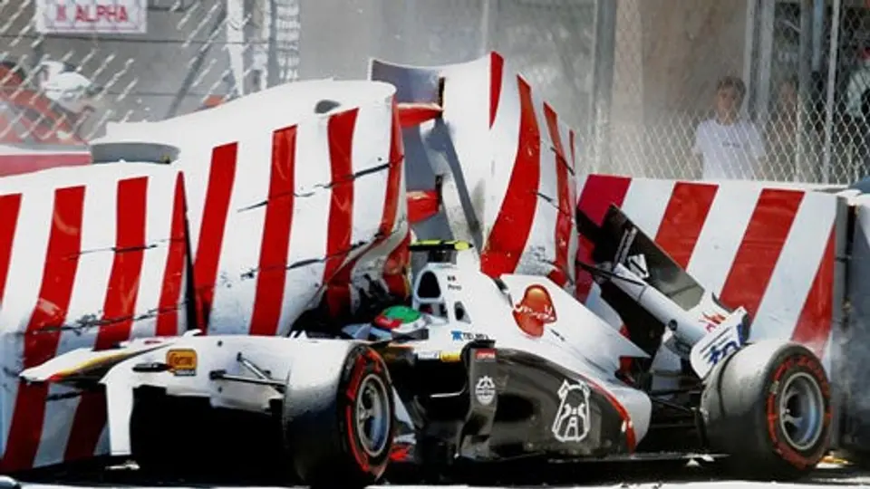 Checo Pérez, contento por no haberse lesionado seriamente en Mónaco