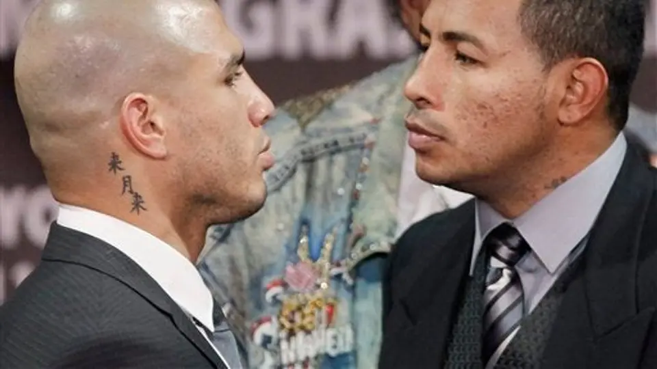 Mayorga empuja a Cotto en conferencia de prensa