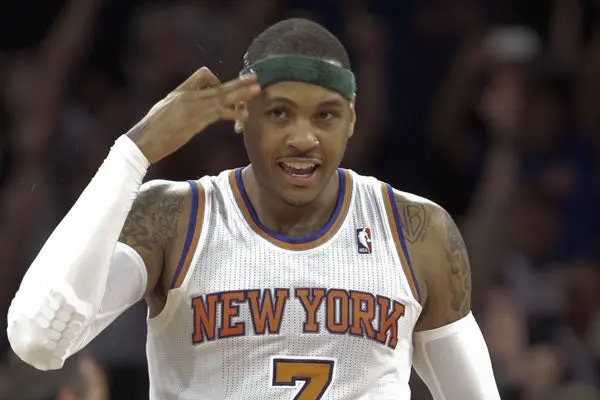 Anthony alcanza racha de puntos anotados con los Knicks