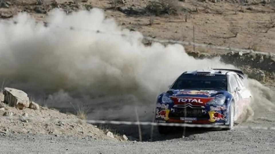 Piloto francés sufre accidente en el Rally de México