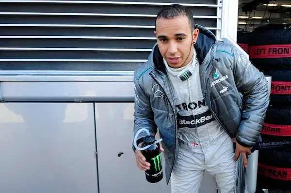 Mercedes va por resultados inmediatos