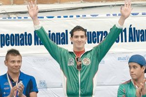 Rommel se luce en el Campeonato Nacional de clavados