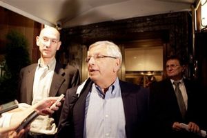 Jugadores y dueños de la NBA se reunieron por diez horas