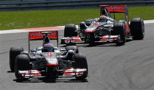Amonestación para Hamilton, Button en el GP de España