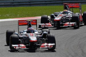 Amonestación para Hamilton, Button en el GP de España