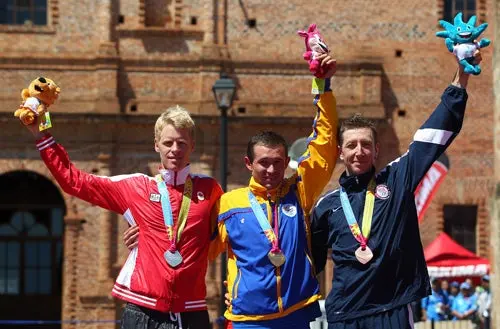 Colombia se queda con el oro en Ciclismo de Montaña varonil