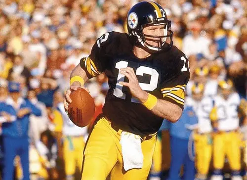 12 un número de leyenda, lo han usado Bradshaw, staubach y otros