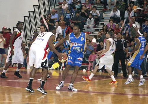 Fuerza Regia pierde, pero avanza a la Semifinal de la LNBP