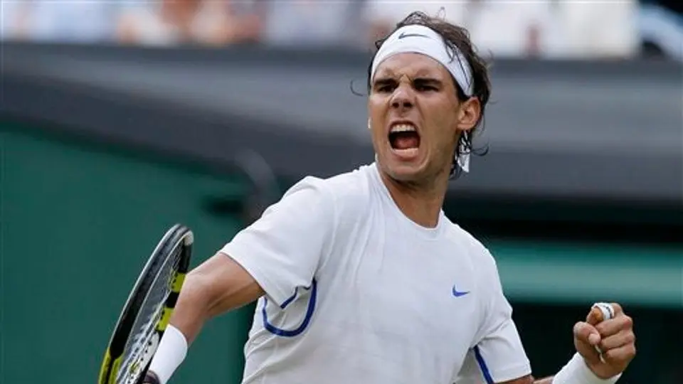 Con dificultades, pero Nadal se impone a Del Potro
