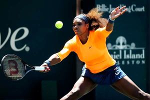 Serena vence a Venus en Semifinal de Charleston