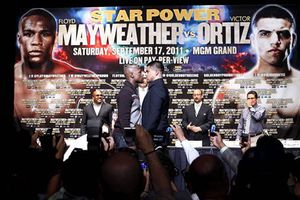 Inicia venta de boletos para la pelea entre Mayweather y Ortiz