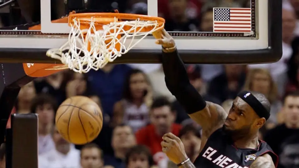 Heat llega a 18 triunfos consecutivos y acecha récord de Boston