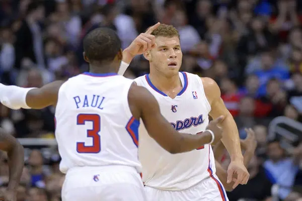Lakers caen ante los Clippers