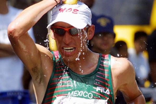 En el 2001 se le presentó la gran oportunidad de destacar en el Campeonato Mundial de Atletismo de Edmonton 2001 | ESPECIAL