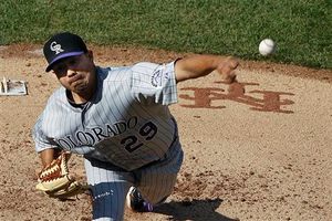 De la Rosa se apunta segundo triunfo con  Rockies