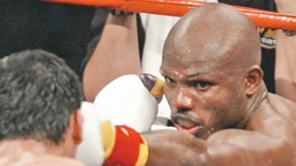 Tim Bradley se inclina por el Pacman
