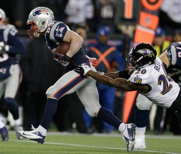 Patriotas y Cuervos buscan con todo conseguir el pase al Super Bowl | AP