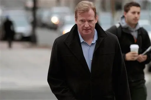 Roger Goodell habla con dueños de equipos