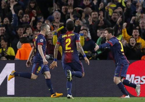Barcelona venció 4-0 al Milan y clasifica a Cuartos  | AP