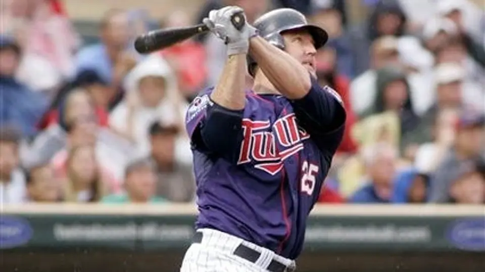 Jim Thome firma con Mellizos por un año y tres mdd