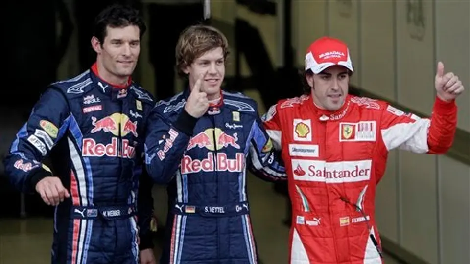 Lucha encarnizada entre Alonso y los Red Bulls por el título de la F1