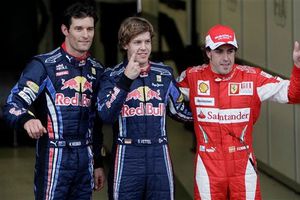 Lucha encarnizada entre Alonso y los Red Bulls por el título de la F1