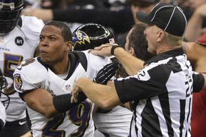 Cary Williams es perdonado