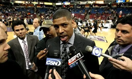 Los Kings permanecerán en Sacramento otro año