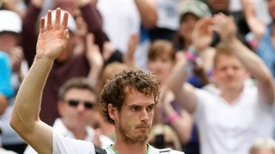 Murray sentencia a Gasquet y avanza en Wimbledon