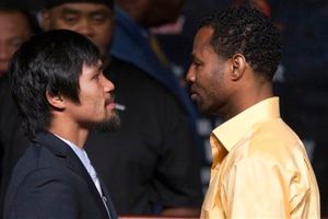 Pacquiao y Mosley superaron la báscula