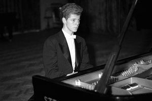 Encuentran violín de orquesta del Titanic