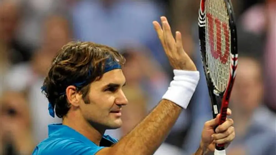 Federer avanza a la final en Basilea