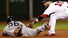 Yanquis vence a Medias Rojas y se queda con la serie