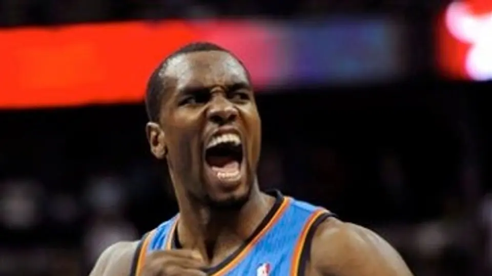 Serge  Ibaka encabeza triunfo del Thunder 97-94 sobre Nuggets