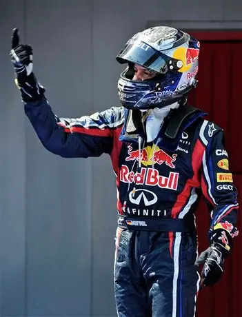 Vettel gana en España; es su cuarta victoria del año
