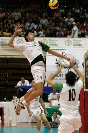México vence a Inglaterra en voleibol