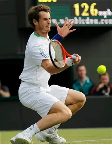 Murray y Zvonareva, a tercera ronda sin problemas