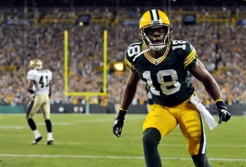 Green Bay comienza exitosamente la campaña venciendo a los Santos