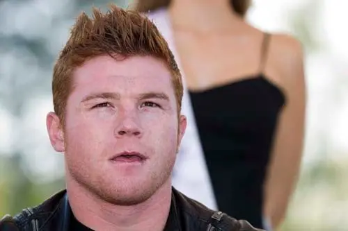 Canelo evita el tema de Solís