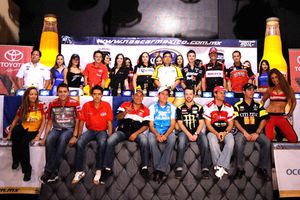 Calienta' motores la Nascar en Monterrey