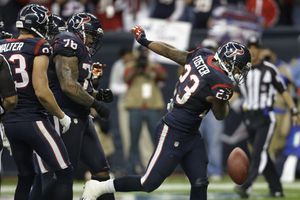 Houston gana y enfrentará a Patriotas en juego divisional