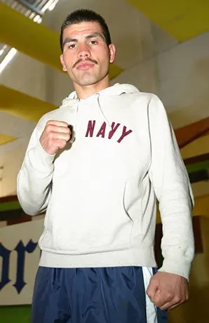 Angulo espera a Kirkland el 5 de noviembre