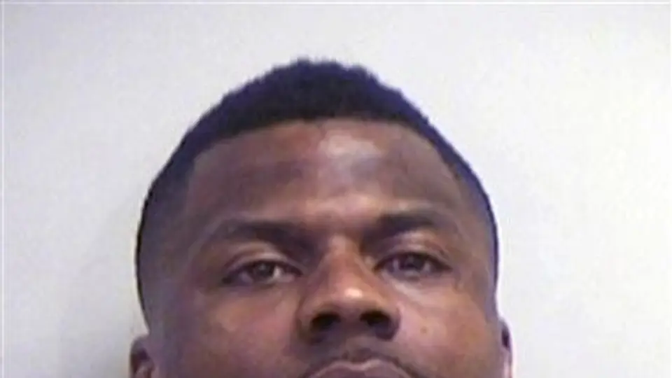 Arrestan a Stevenson, de Mavs, por andar borracho