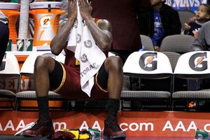 Cleveland cae 99-96 ante Dallas y suma su 25ta derrota consecutiva