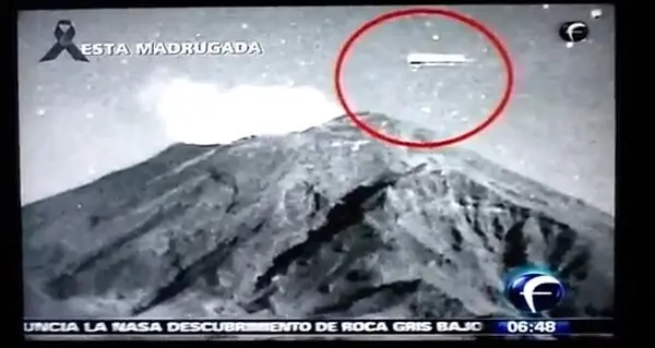 Captan imágenes de OVNIS sobre el Popocatépetl