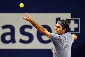 Federer pide acortar temporada en el 2012