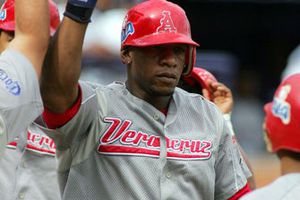 Veracruz se impone 4-3 a Tigres y lidera la serie